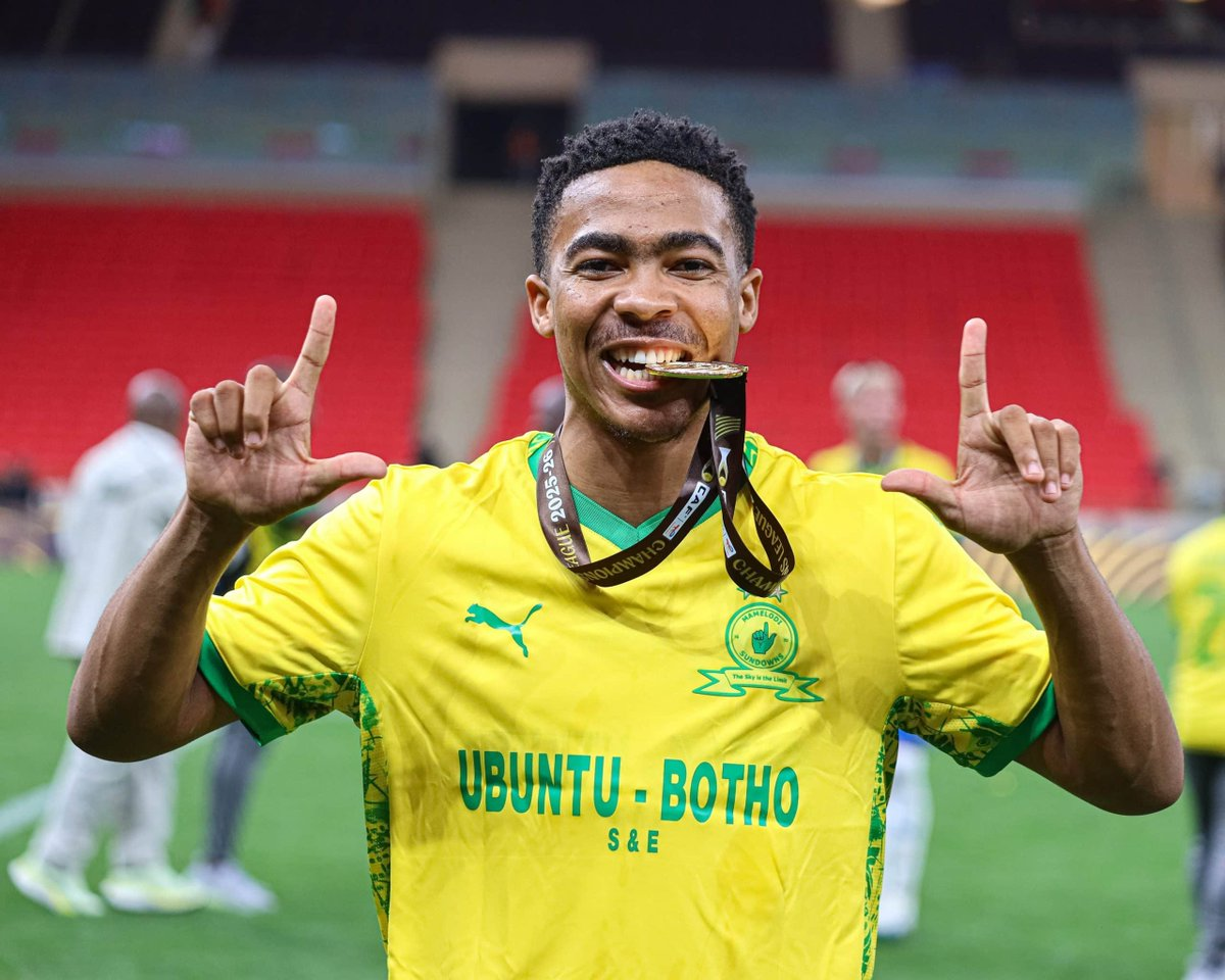 Mamelodi Sundowns left-back Thato Sibiya, who is closing in on a loan move to French Ligue 1 side Lille.